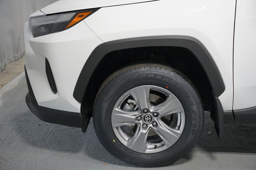 Thumbnail: 2025 Toyota RAV4 - 5