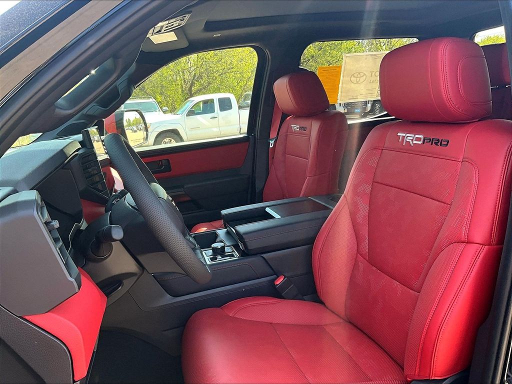2026 Toyota Tundra Hybrid — photo 10