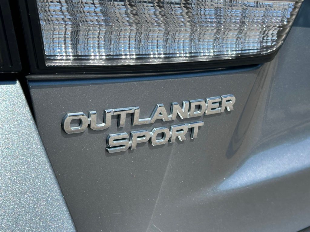 Used 2021 Gray Mitsubishi 2.0 SE image 51