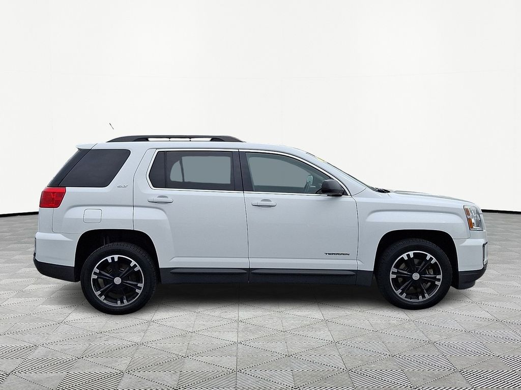 2017 GMC Terrain — photo 7