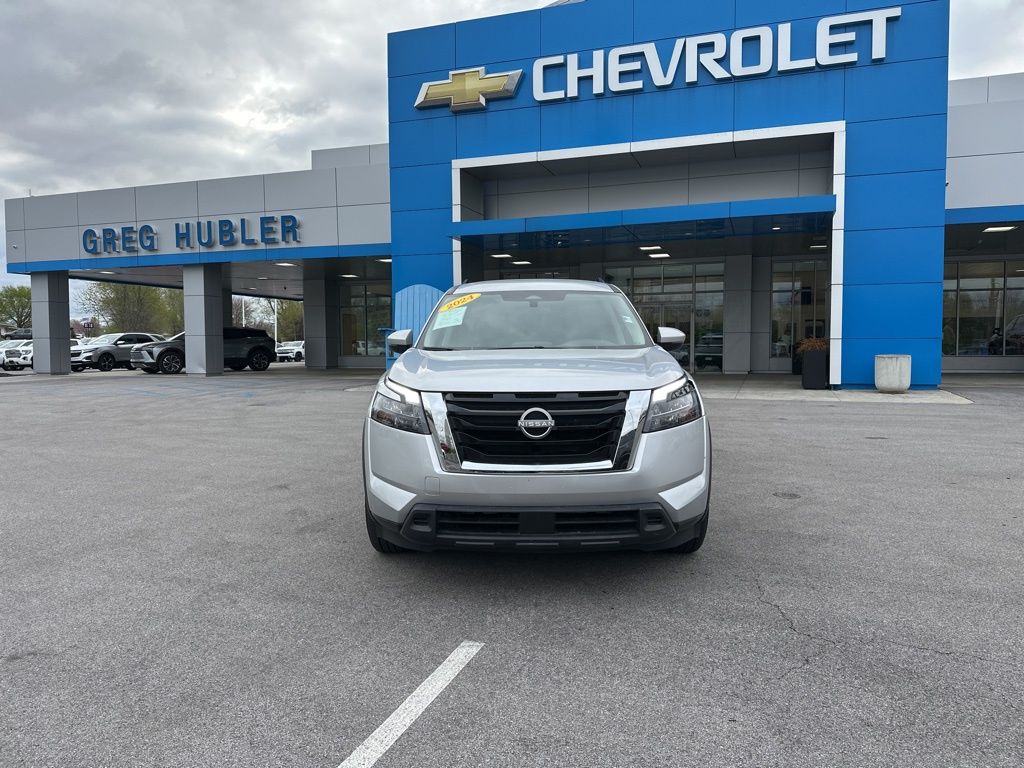 2024 Nissan Pathfinder SV photo