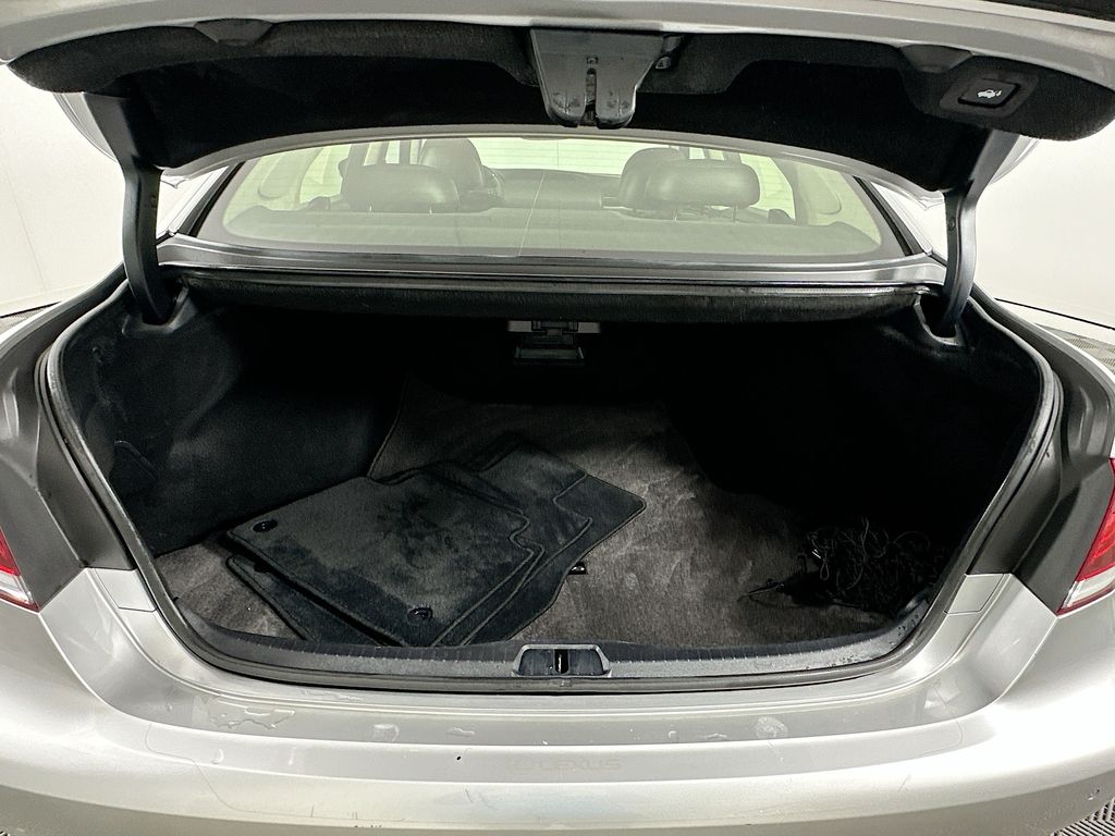 Thumbnail: 2016 Lexus LS - 25