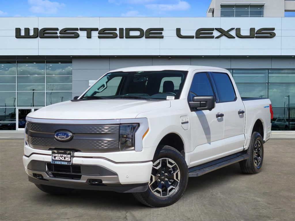 2023 Ford F-150 Lightning XLT SuperCrew AWD