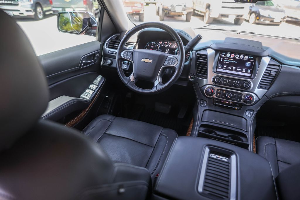 Used 2019 Gray Chevrolet Premier image 30