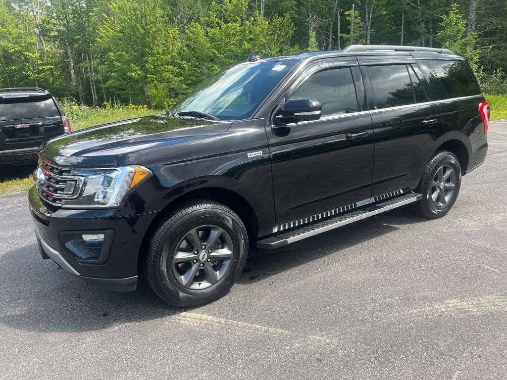  2020 Ford Expedition XLT 4WD   