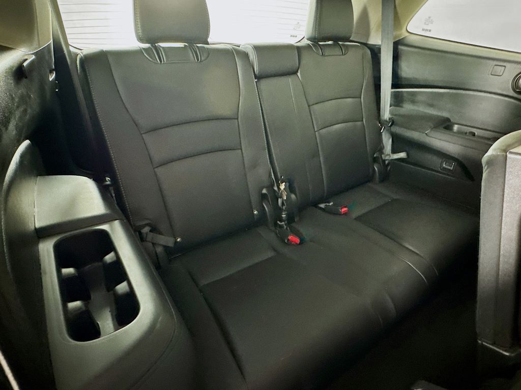 Used Car 2022 Honda Pilot  Special Edition For Sale Under $30,000 In Austin, Texas