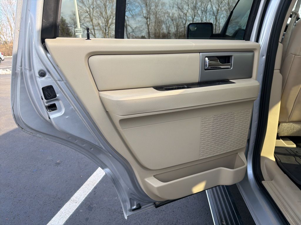 Thumbnail: 2016 Ford Expedition - 21