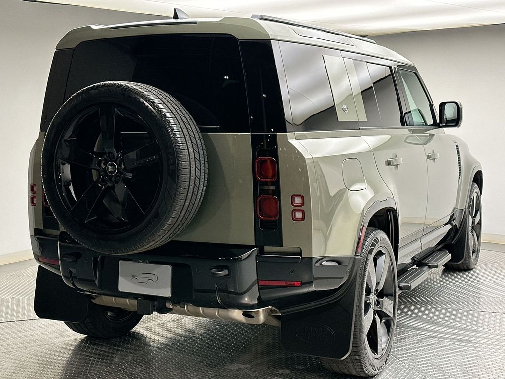 Thumbnail: 2024 Land Rover Defender - 13