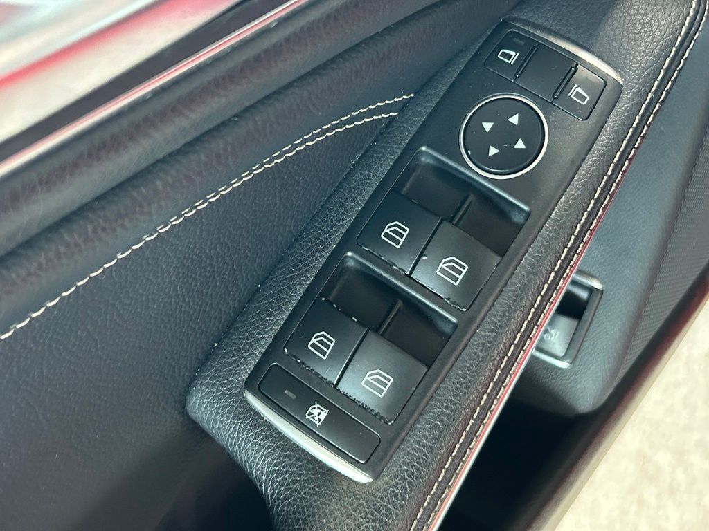 Used 2019 Red Mercedes-Benz CLA 250 image 18