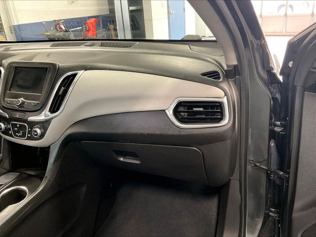 2019 Chevrolet Equinox — photo 13