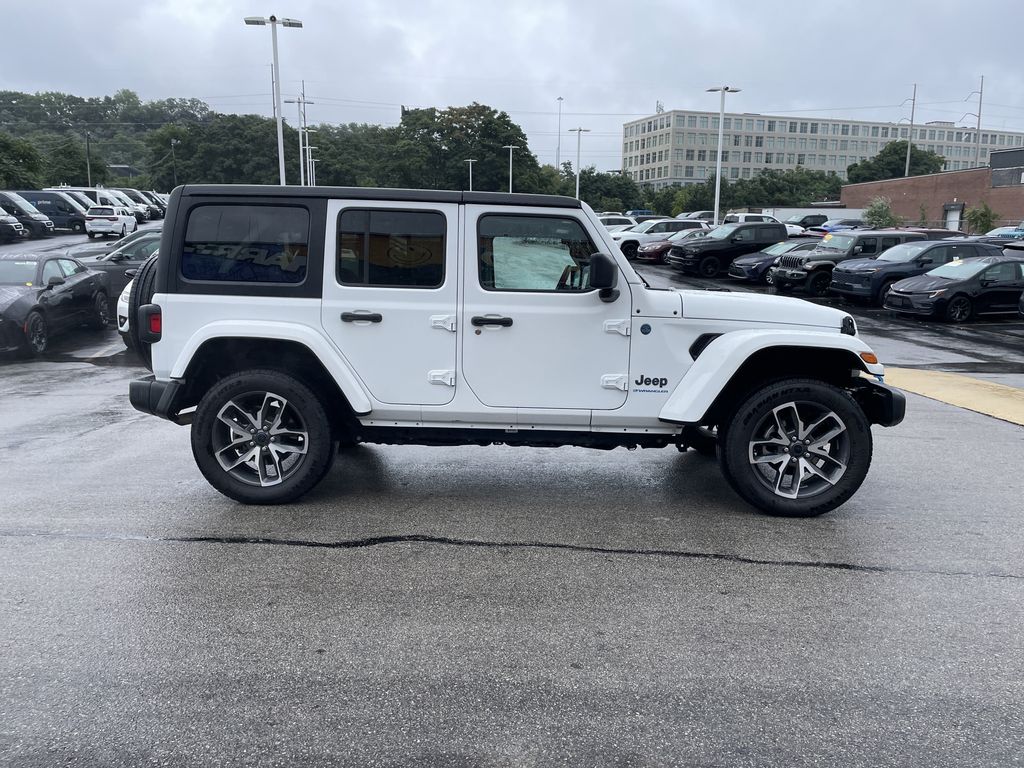 Used 2024 Jeep Wrangler SUV