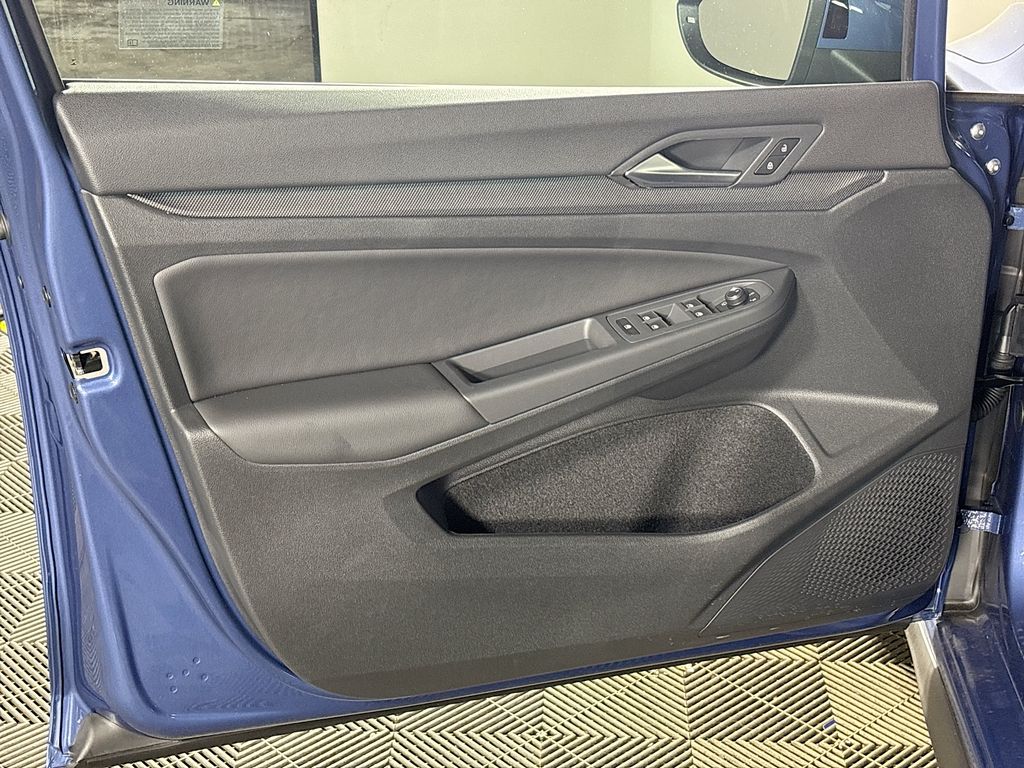 2025 Volkswagen Golf GTI 2.0T SE