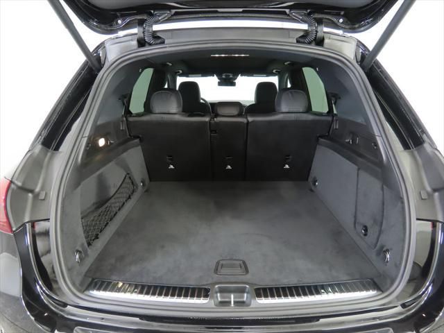 Thumbnail: 2026 Mercedes-Benz GLE - 28