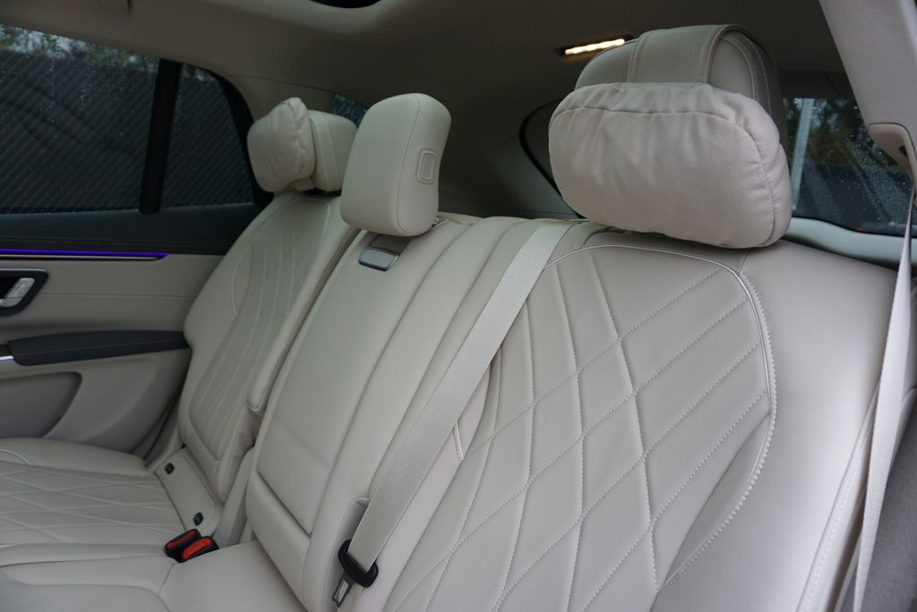 Thumbnail: 2023 Mercedes-Benz EQS - 14