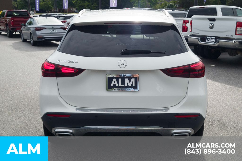Used 2025 White Mercedes-Benz GLA 250 image 6