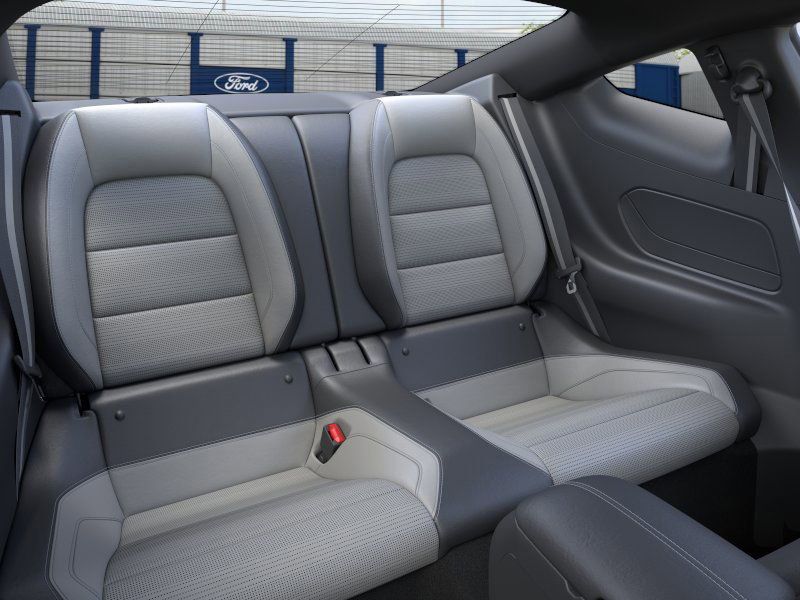 2025 Ford Mustang GT Premium photo