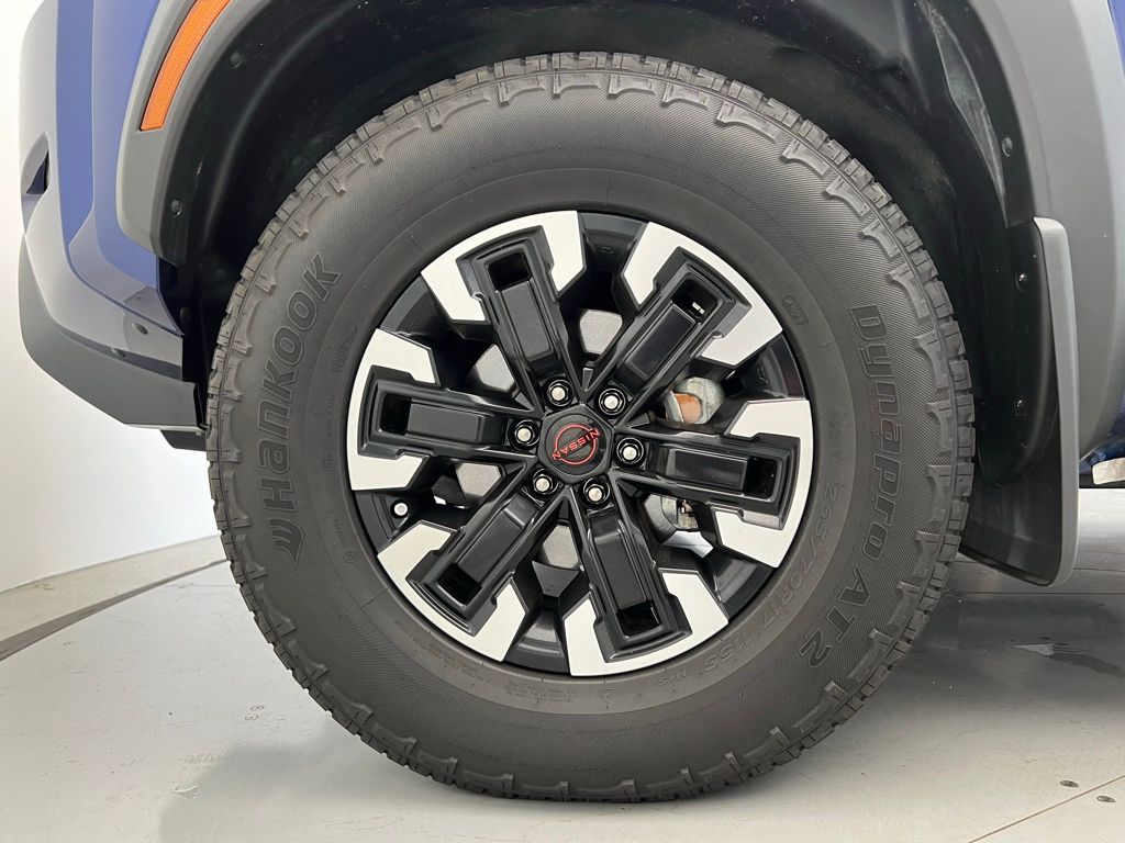 Thumbnail: 2022 Nissan Frontier - 28