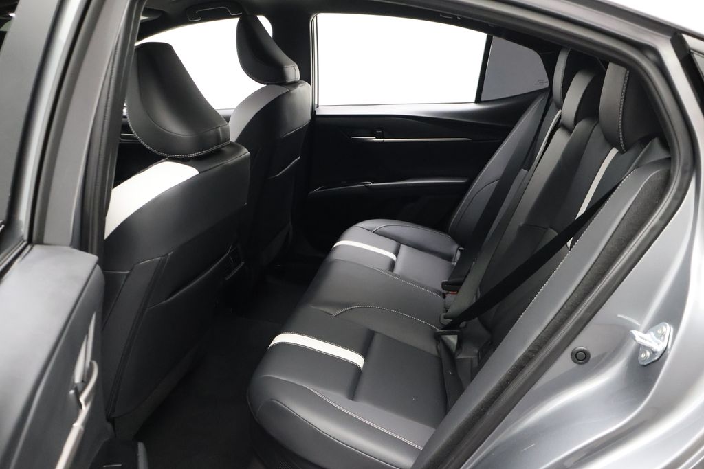 Thumbnail: 2025 Toyota Camry - 19