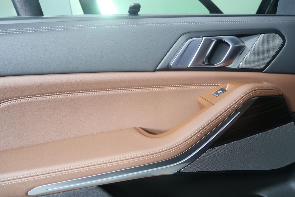 Thumbnail: 2026 BMW X5 - 13