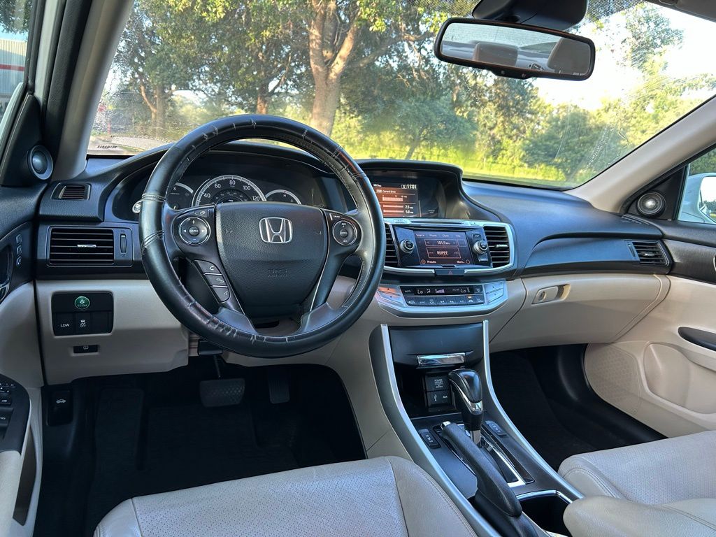 Thumbnail: 2015 Honda Accord - 12
