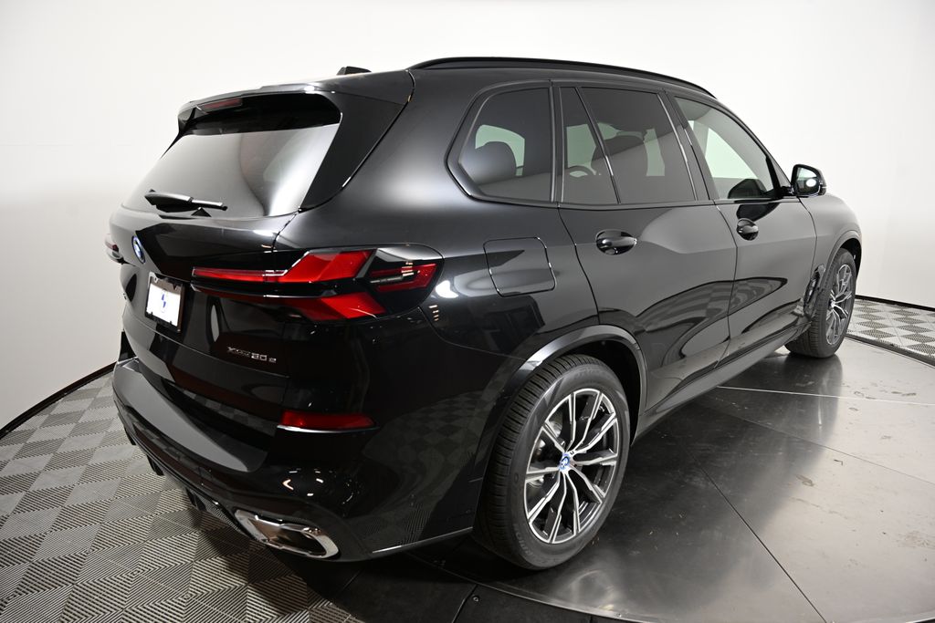 2025 BMW X5 xDrive50e 5