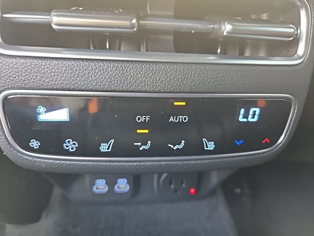 Thumbnail: 2026 Genesis GV70 - 28