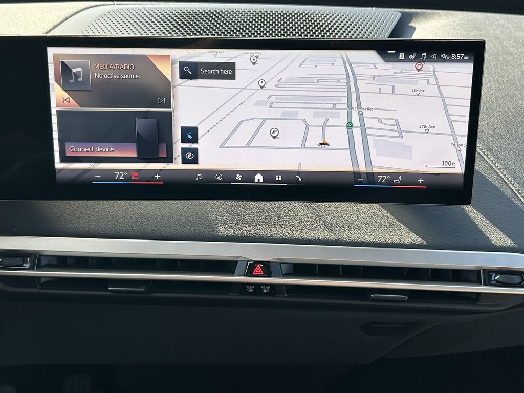 2025 BMW iX xDrive50 25