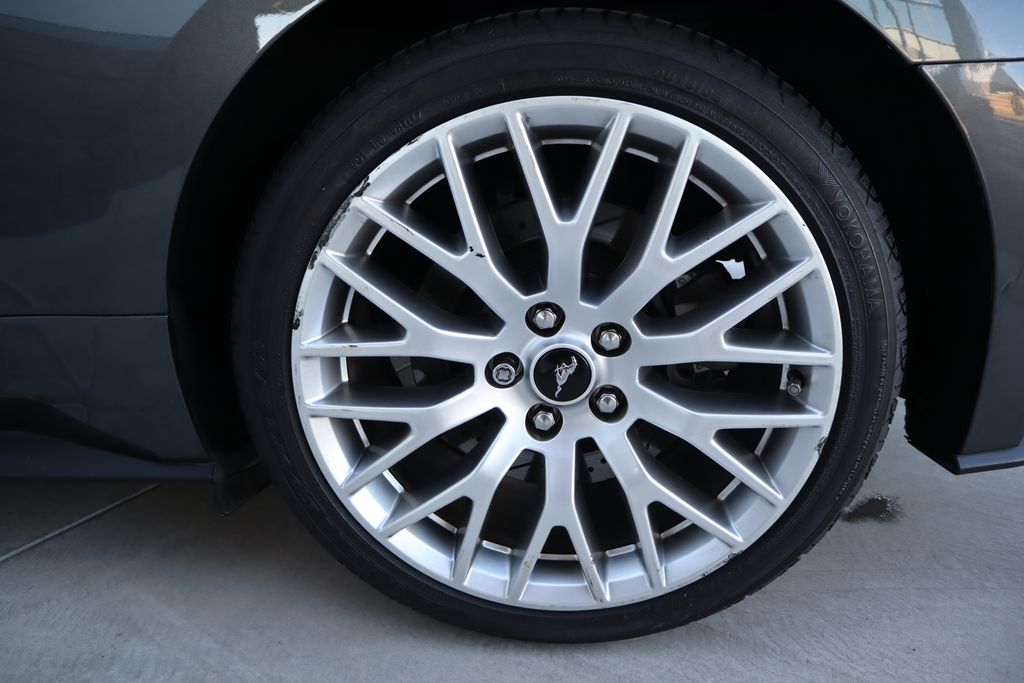 Thumbnail: 2017 Ford Mustang - 28