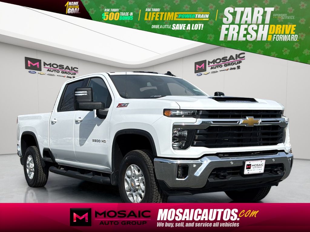 Summit White 2026 Chevrolet Silverado 3500HD LT Crew Cab 4WD Pickup Truck Four-Wheel Drive Automatic