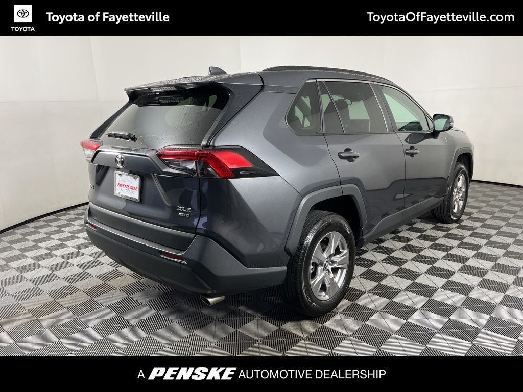 2023 Toyota RAV4 XLE 5