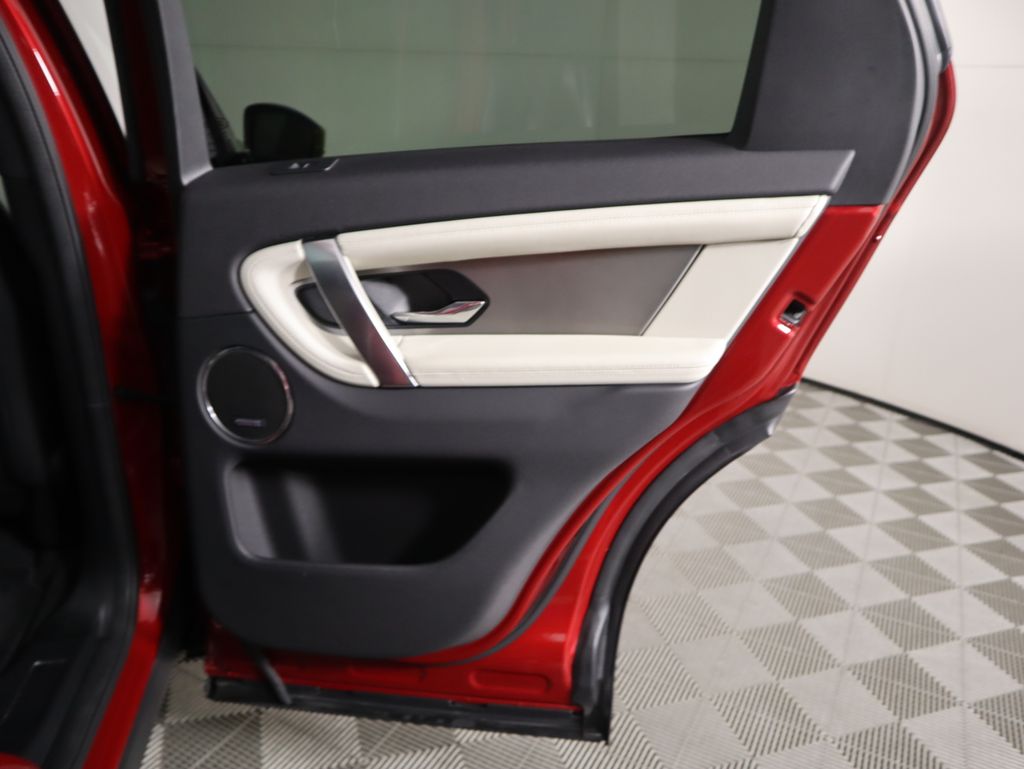 Thumbnail: 2024 Land Rover Discovery Sport - 26