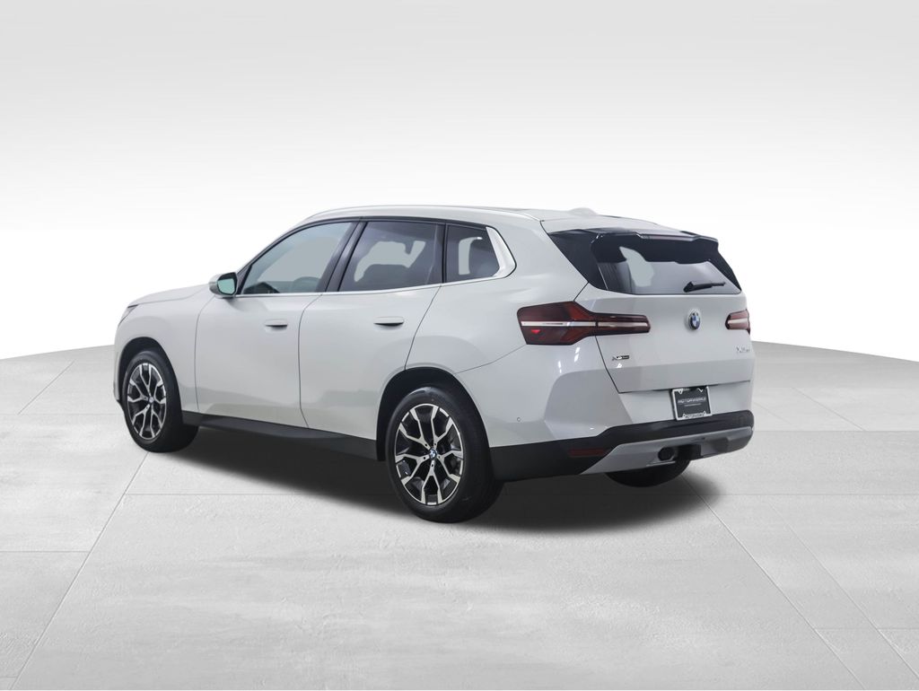 Thumbnail: 2026 BMW X3 - 4