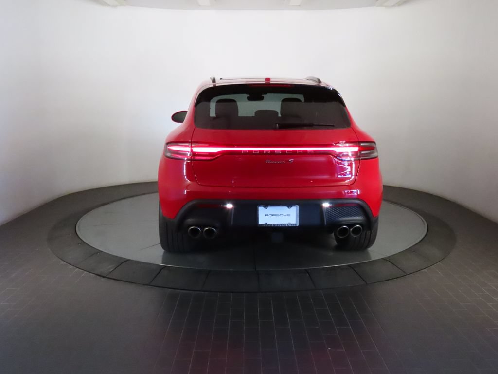Thumbnail: 2026 Porsche Macan - 6