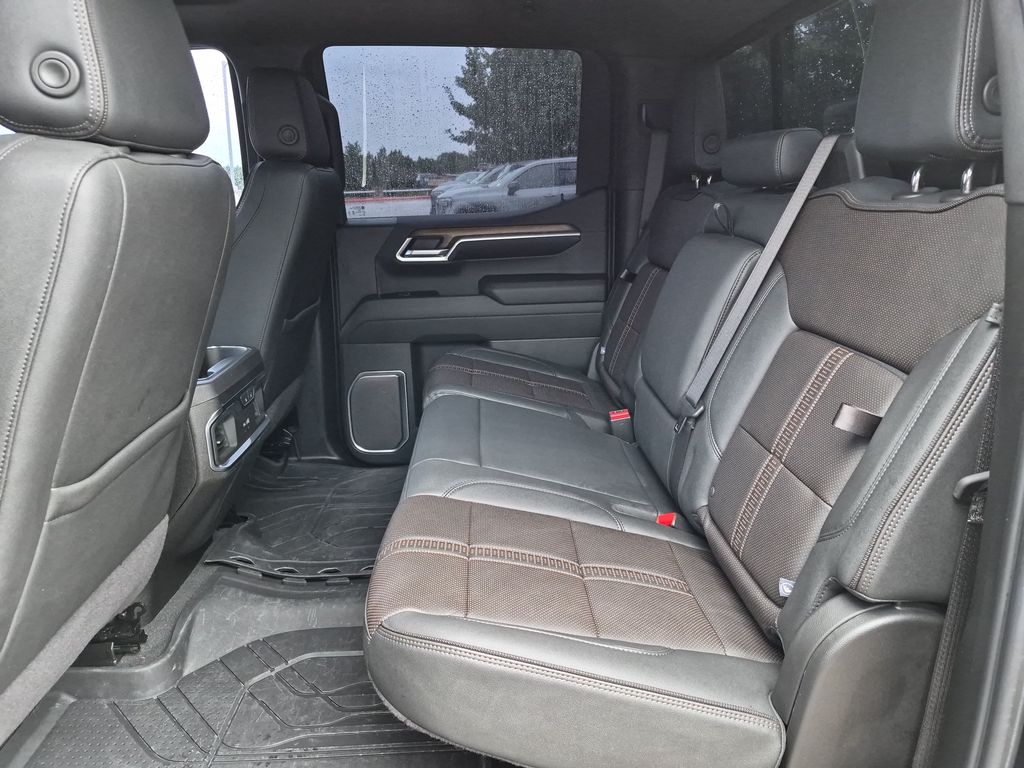 Used 2024 Black Chevrolet High Country image 38