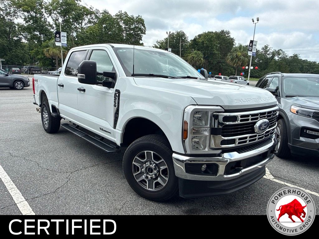  2025 Ford F-250 Super Duty XLT Crew Cab 4WD   