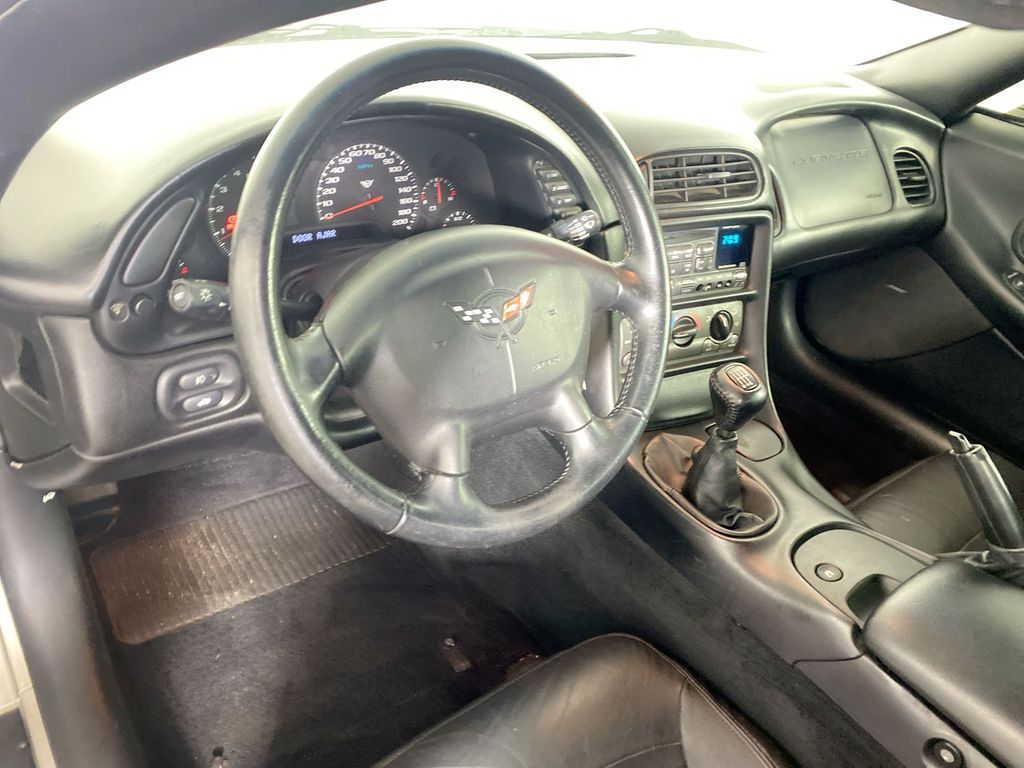 1999 Chevrolet Corvette Base 10