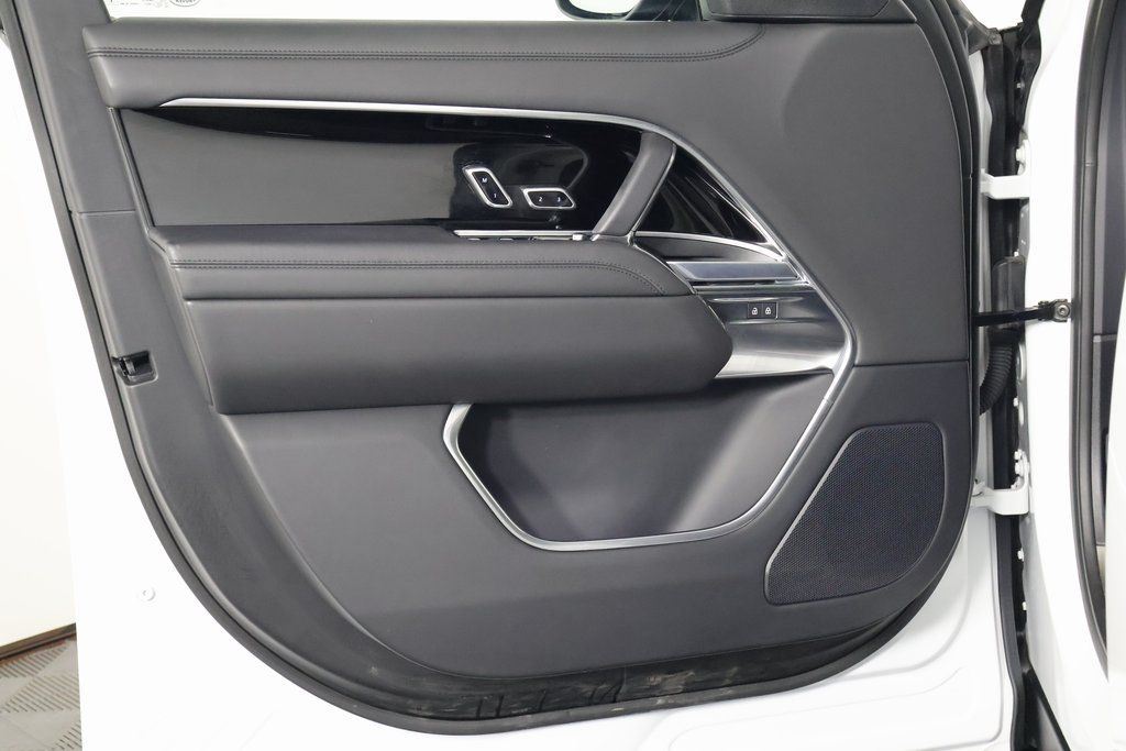 Thumbnail: 2023 Land Rover Range Rover - 13