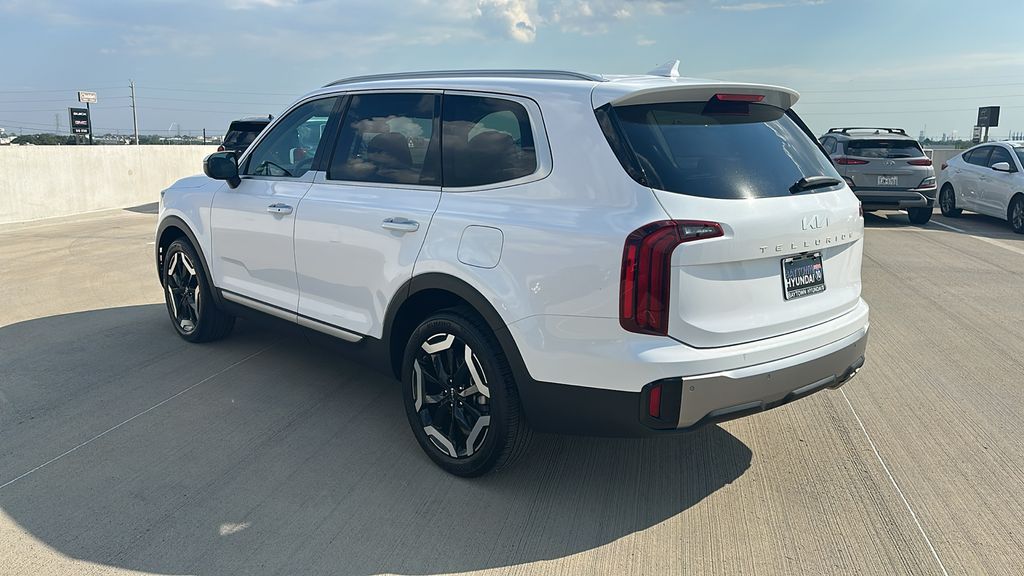 2025 Kia Telluride S White at Joe Myers Mazda Kia