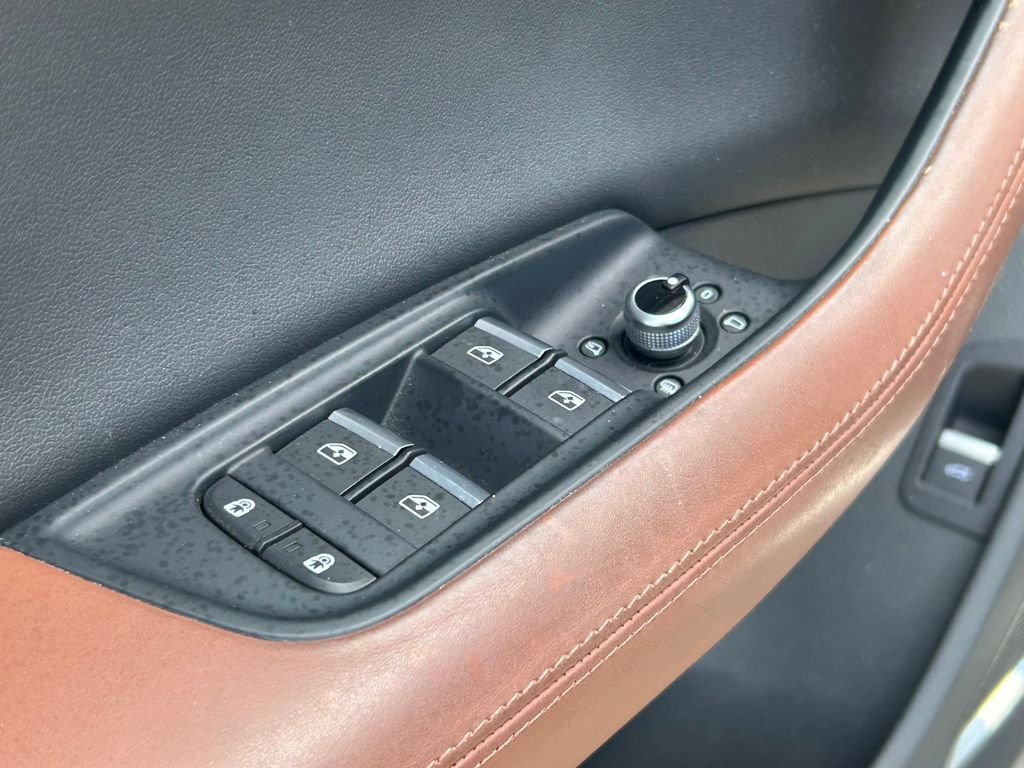 Used 2021 Audi Q7 SUV