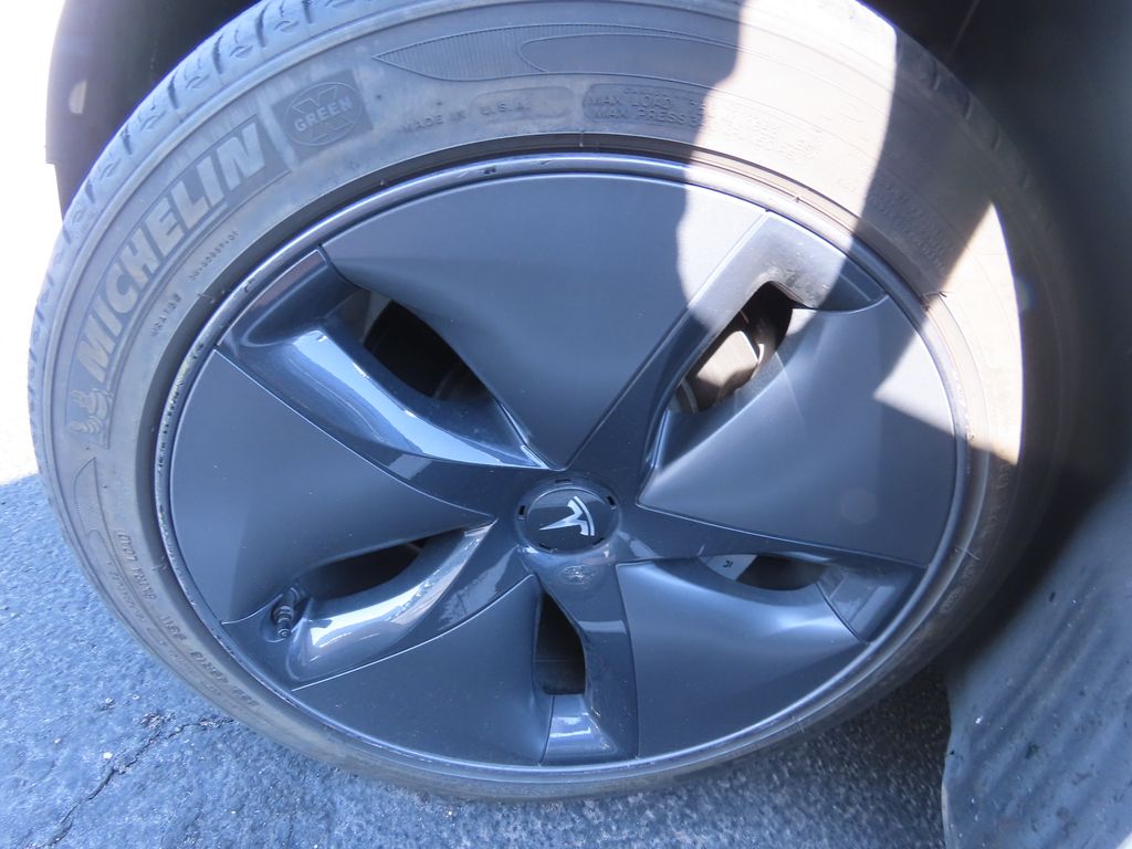 2019 Tesla Model 3 Standard Range 15