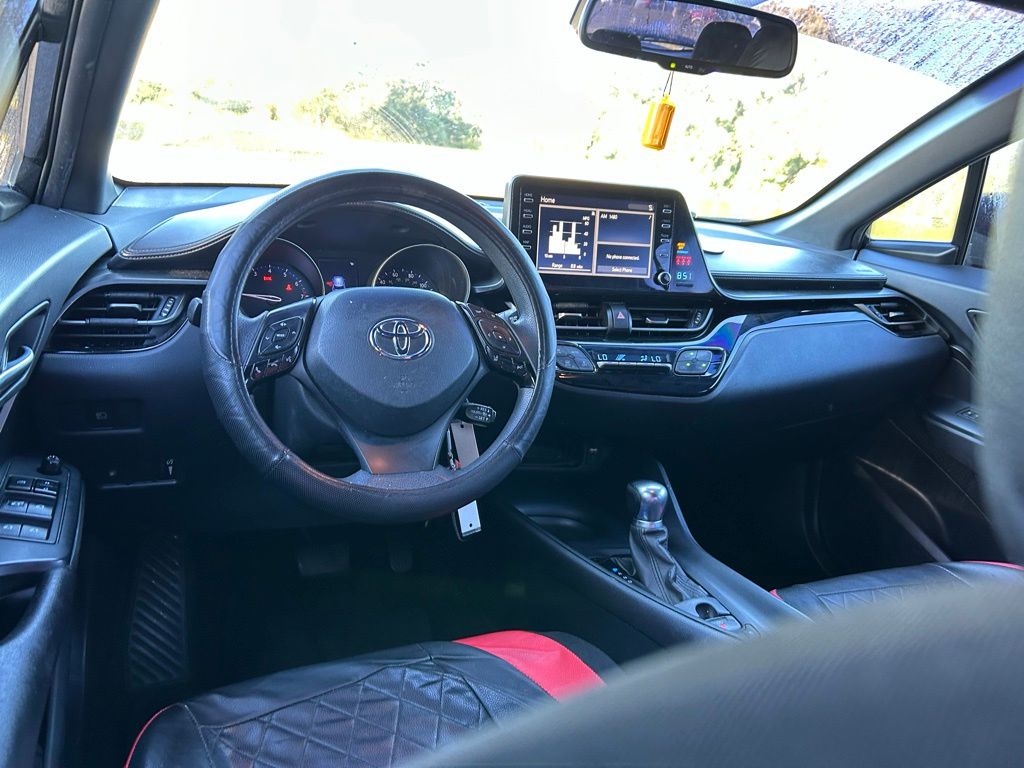Thumbnail: 2019 Toyota C-HR - 12