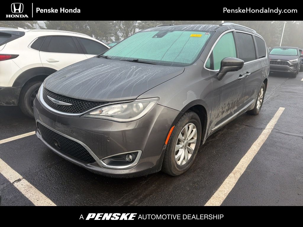 2018 Chrysler Pacifica Touring L -
                  Indianapolis, IN