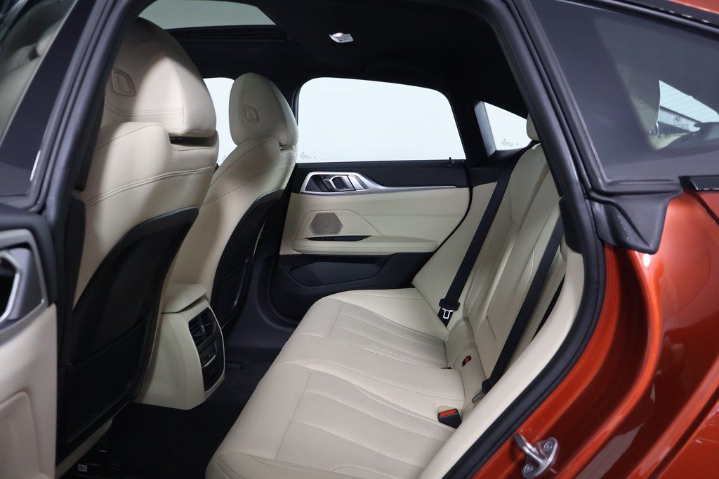 Thumbnail: 2023 BMW i4 - 11