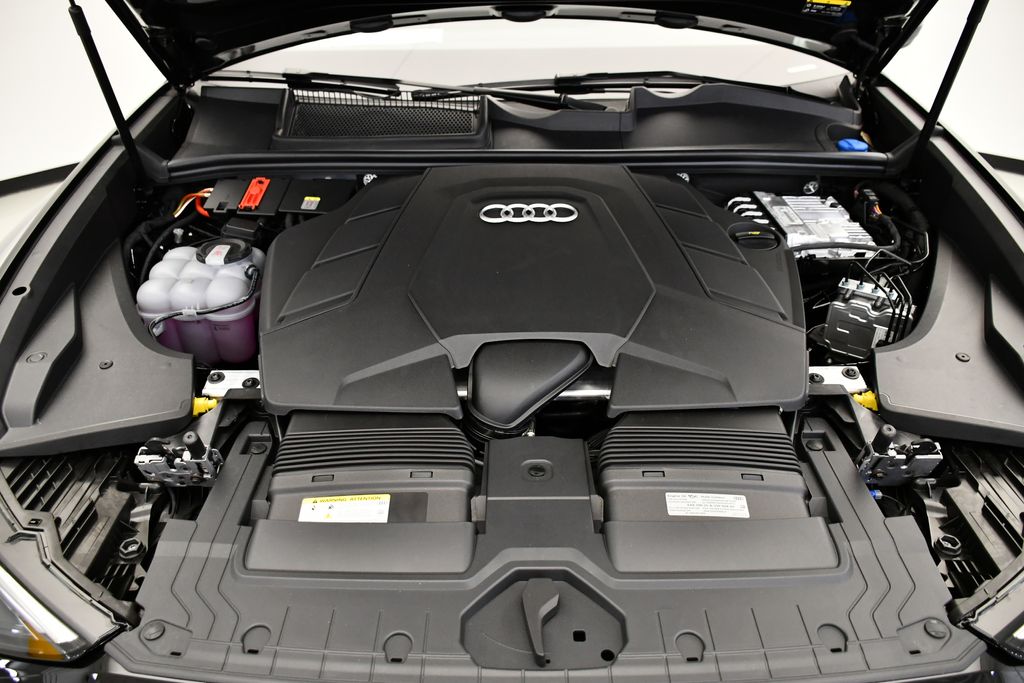 Thumbnail: 2026 Audi Q8 - 11