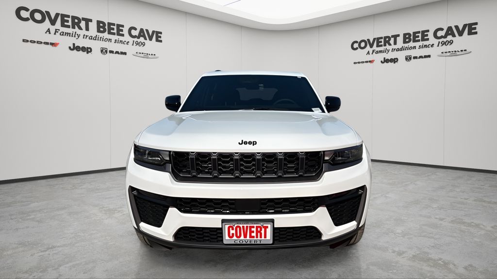 New 2026 White/off-white Jeep Limited image 2