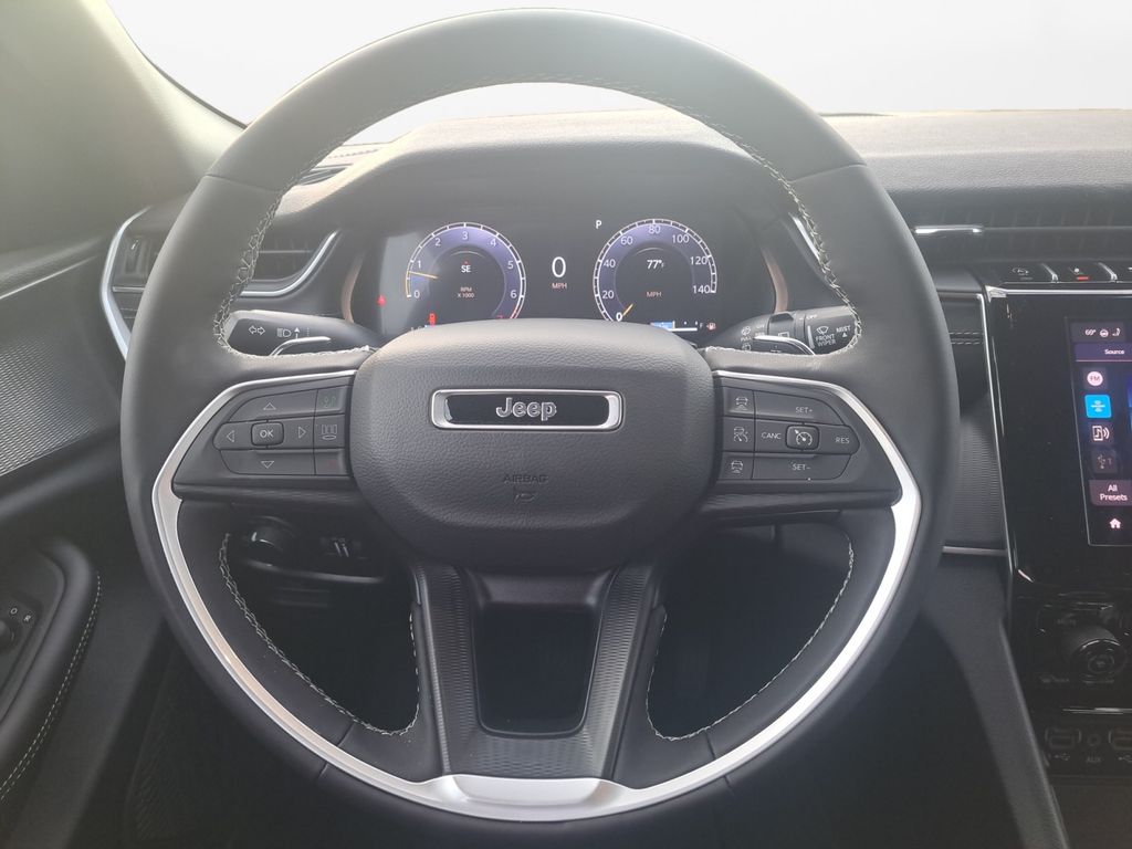 New Car 2025 Jeep Grand Cherokee  Laredo For Sale Under $40,000 In Austin, Texas