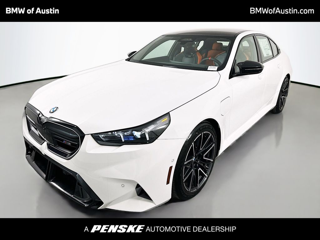 Thumbnail: 2026 BMW M5 - 1