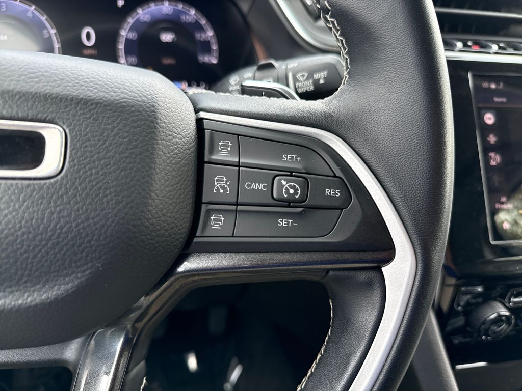 used 2022 Jeep Grand Cherokee car, priced at $25,780