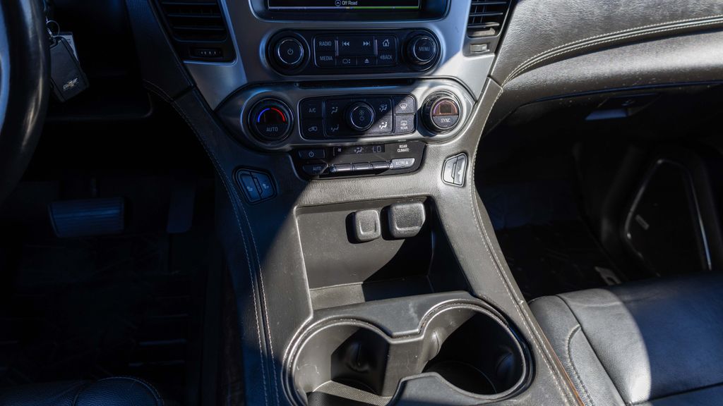 Used 2020 Chevrolet Suburban LT 4D Sport Utility