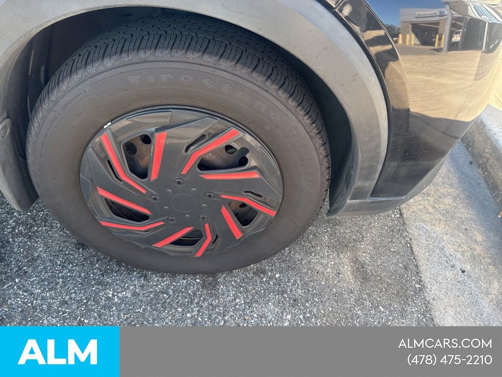 Used 2019 Black Nissan S image 16